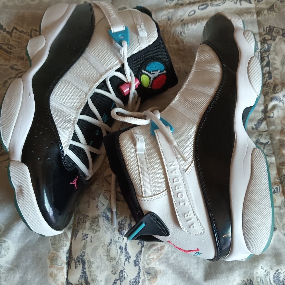 Jordan Sneakers